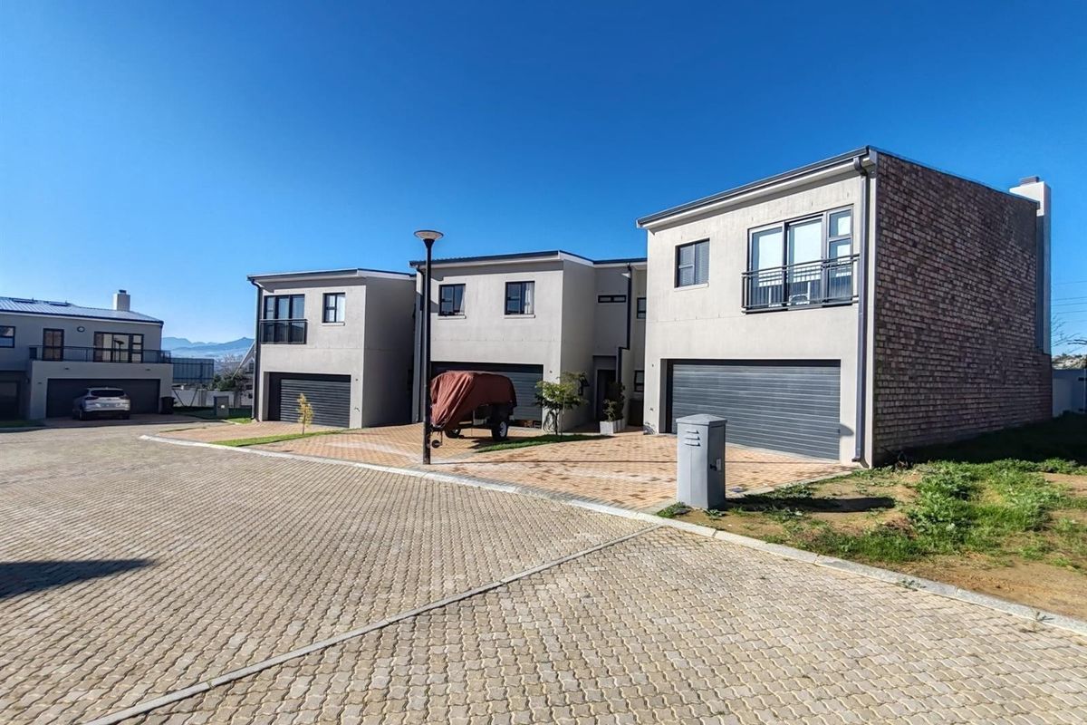 New Townhouses For Sale in Langeberg Ridge - Photo 2