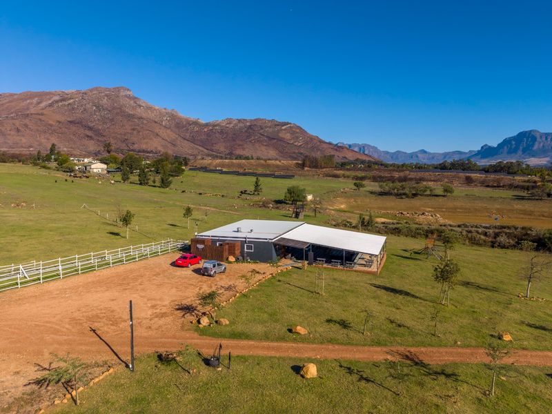 Restaurant or function venue with covered deck and equipped kitchen - Photo 7