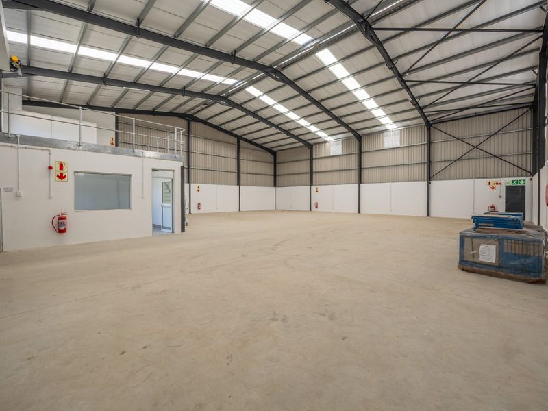 Brand new 450sqm warehouse with 6.5m height in Dal Josafat - Photo 7