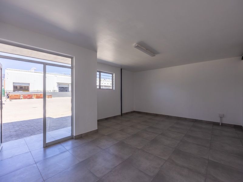 Brand new 450sqm warehouse with 6.5m height in Dal Josafat - Photo 5
