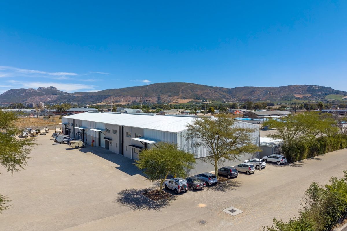 Brand new 450sqm warehouse with 6.5m height in Dal Josafat - Photo 2