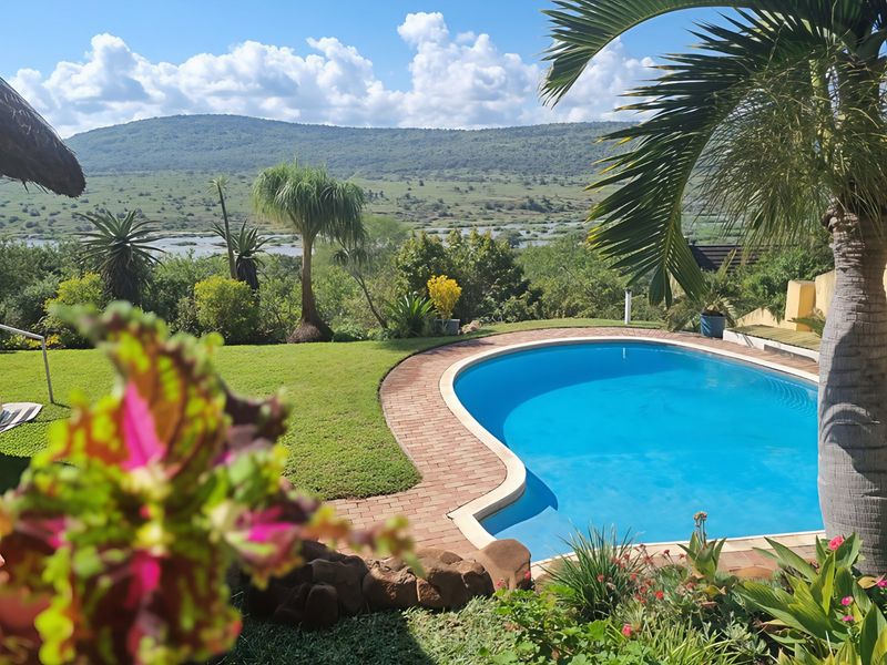 Komatipoort’s Property With The Most Iconic View - Spectacular Kruger and River Panorama - Photo 1