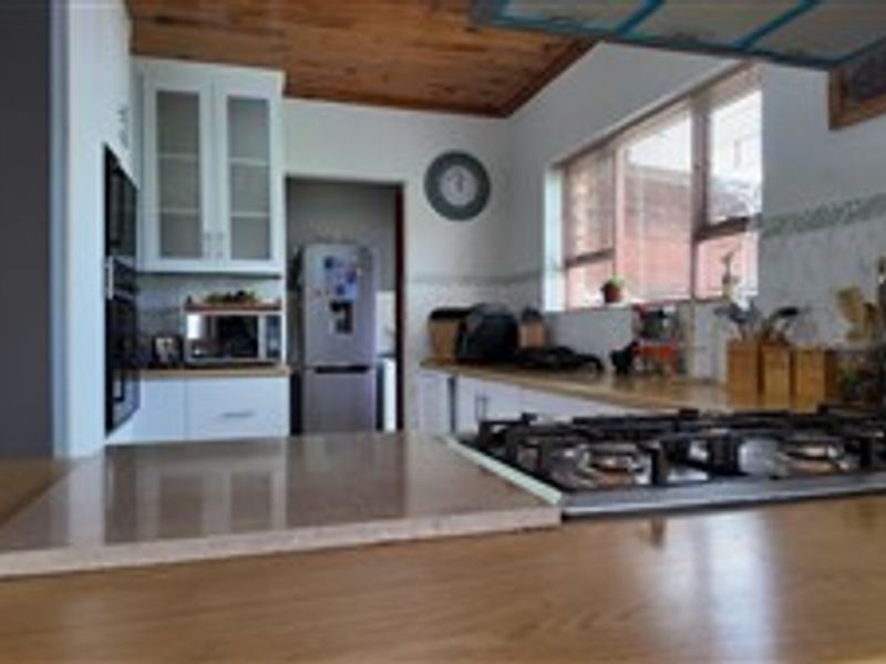 House For Sale in Heather Park, George - Photo 9