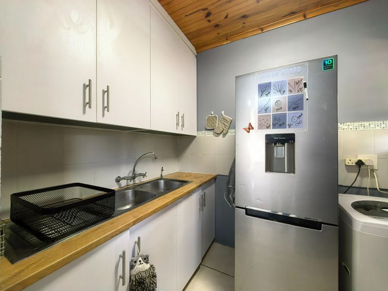 House For Sale in Heather Park, George - Photo 8