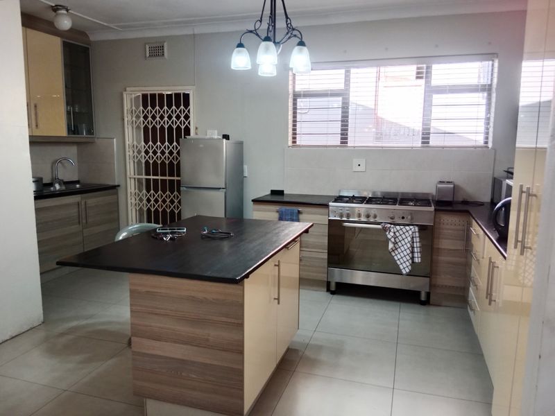House For Sale in Berea West, Durban, KwaZulu Natal - Photo 9