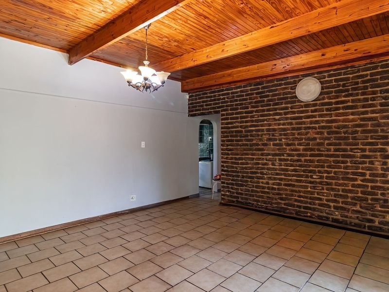 House For Sale in Wonderboom South, Pretoria - Photo 6
