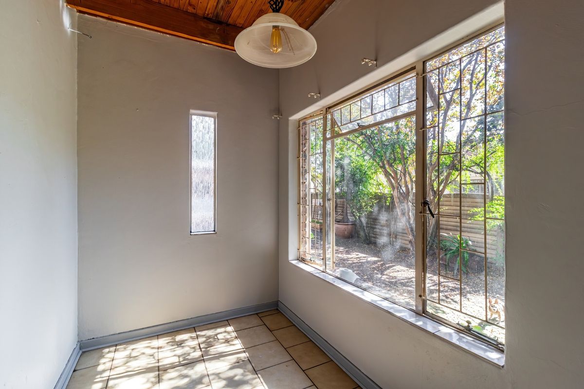 House For Sale in Wonderboom South, Pretoria - Photo 4