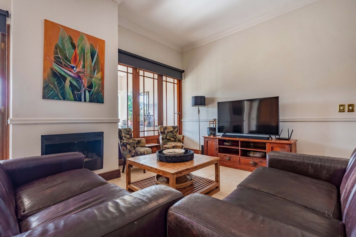 North-Facing Elegance, with Stunning Views - Photo 5