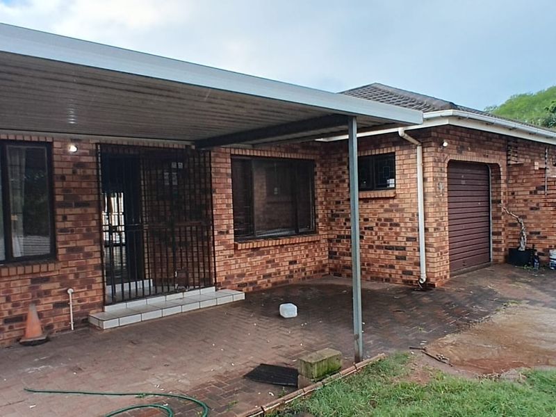3 Bedroom Duet to Rent in Birdswood , Richards Bay, KwaZulu Natal - Photo 2