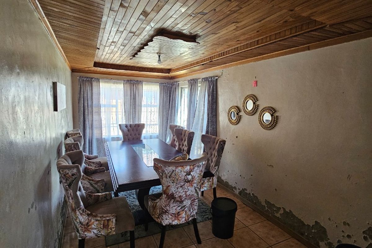 Evolving House For Sale in Thabong, Welkom - Photo 3