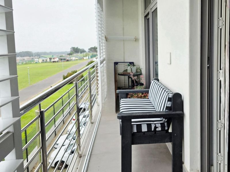 Scenic Serenity Meets Assisted Luxury Living - Photo 5