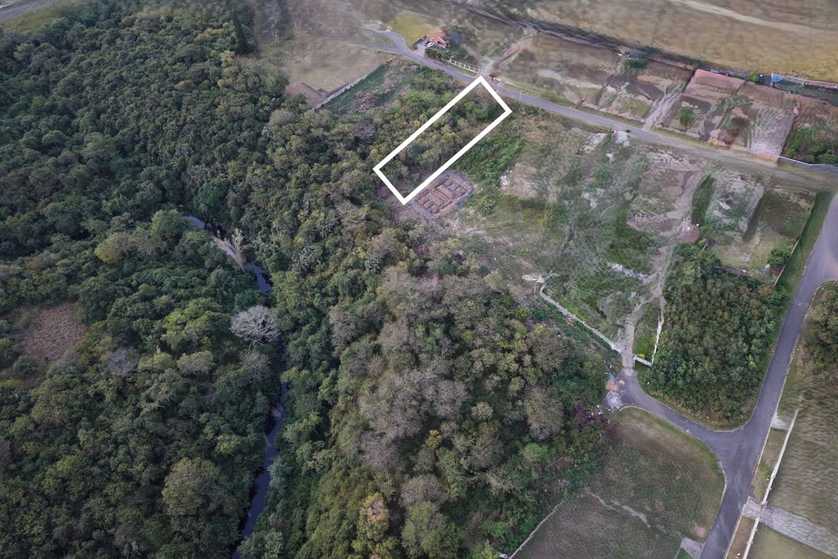 SECURE PRIME VACANT LAND IN GROWING LOCATION - Photo 5