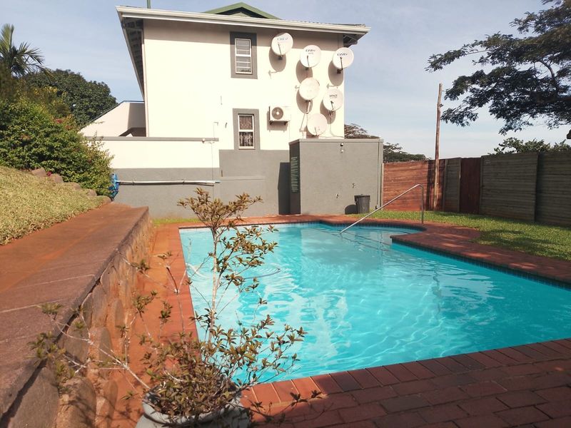 Two bedroom Ground Floor Apartment For Sale in Manor Gardens, Durban, KwaZulu Natal - Photo 1