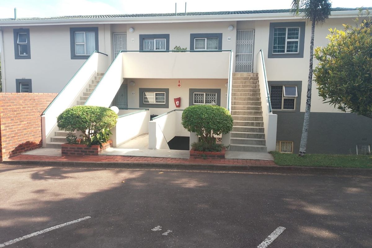 Two bedroom Ground Floor Apartment For Sale in Manor Gardens, Durban, KwaZulu Natal - Photo 3