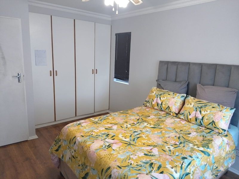 Two bedroom Ground Floor Apartment For Sale in Manor Gardens, Durban, KwaZulu Natal - Photo 7