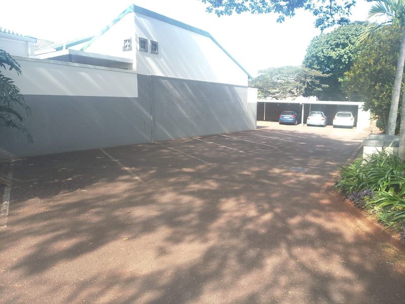 Two bedroom Ground Floor Apartment For Sale in Manor Gardens, Durban, KwaZulu Natal - Photo 5