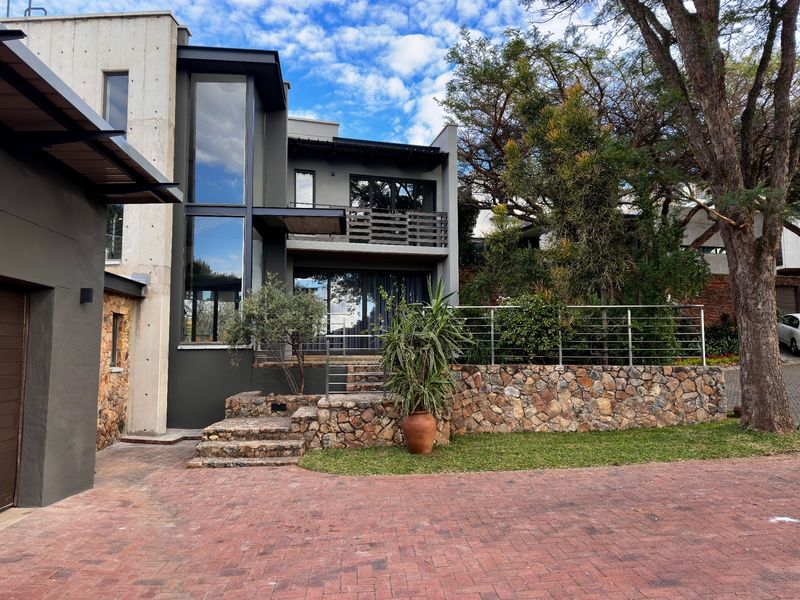 House To Rent in Lynnwood Ridge, Pretoria - Photo 2