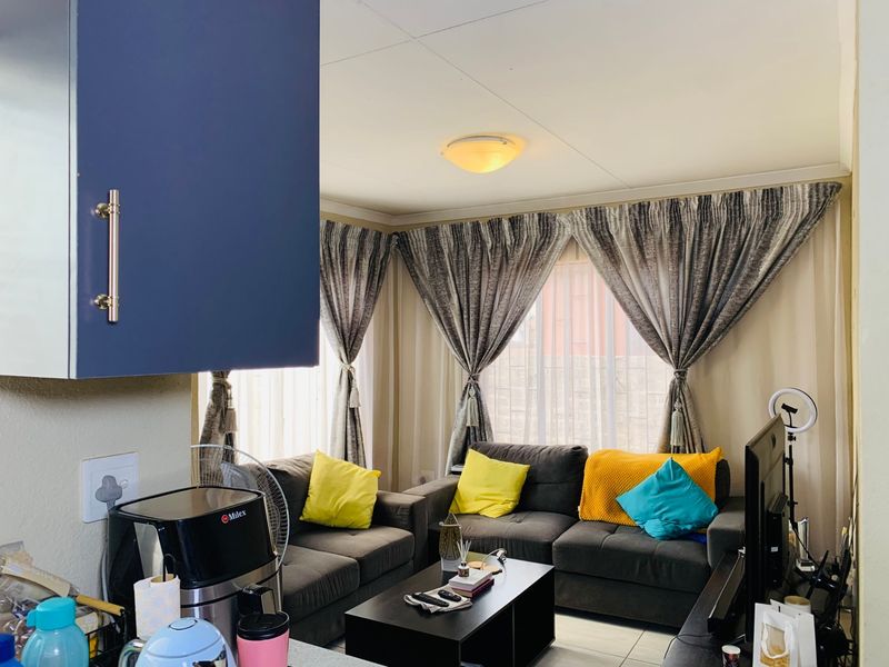 3 Bedroom House For Sale in Soshanguve YY - Photo 4