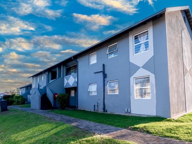 Welcome To This Great Investment Property or Starter Home. - Photo 1