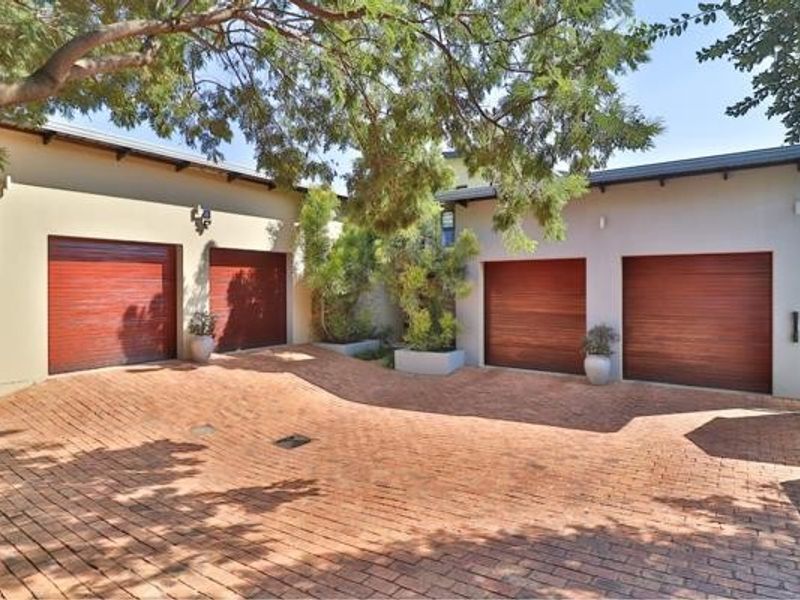 House For Sale in Waterkloof Ridge, Pretoria - Photo 5