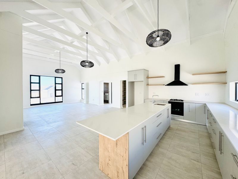 House For Sale in Welgedaan Estate, Saldanha - Photo 10