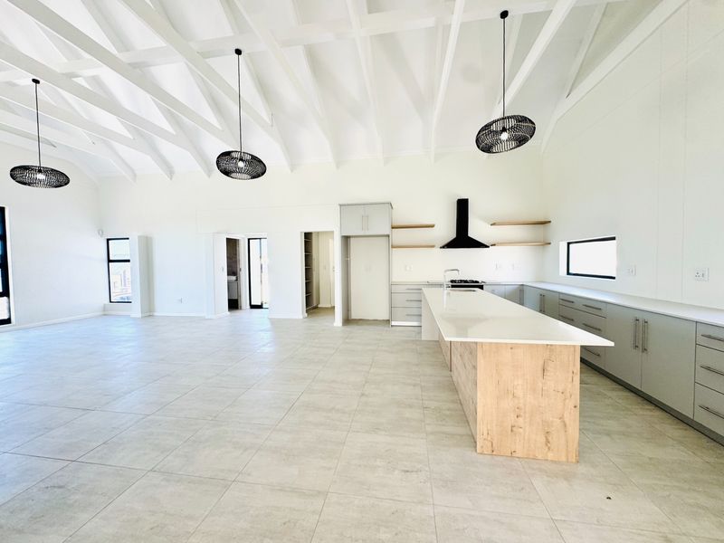 House For Sale in Welgedaan Estate, Saldanha - Photo 5