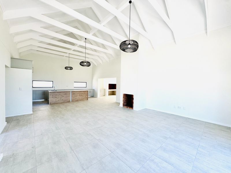 House For Sale in Welgedaan Estate, Saldanha - Photo 9