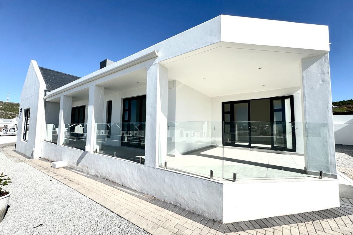 House For Sale in Welgedaan Estate, Saldanha - Photo 3
