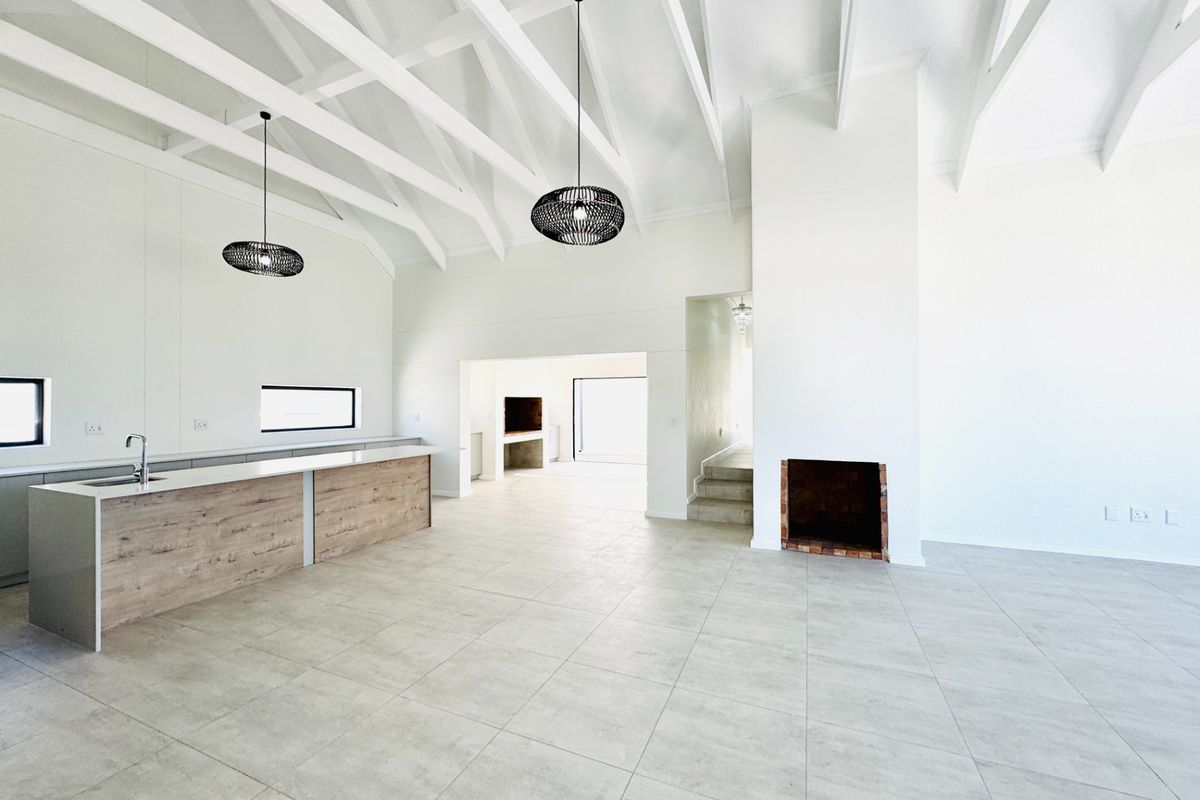 House For Sale in Welgedaan Estate, Saldanha - Photo 4