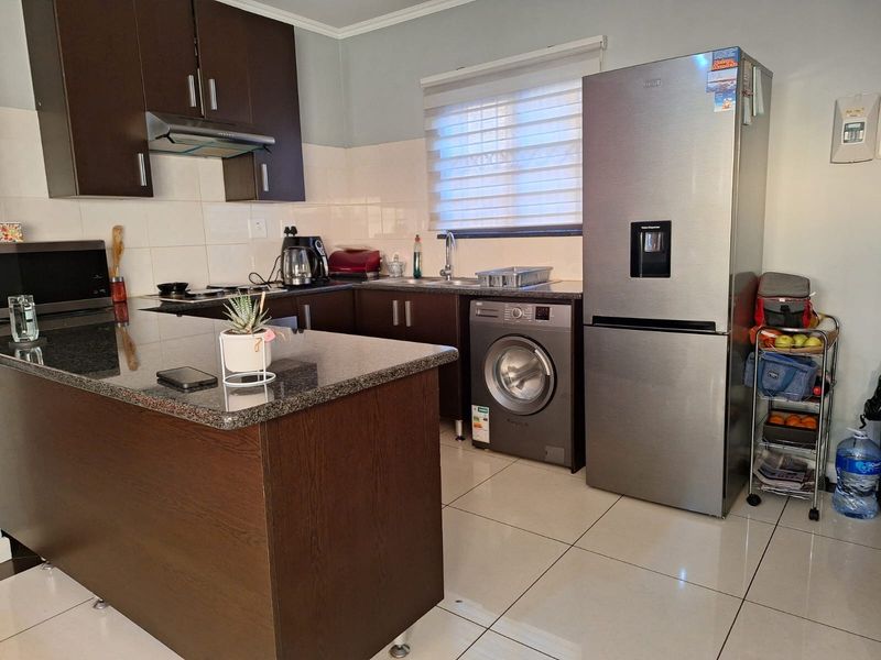 Apartment To Rent in Noordwyk, Midrand - Photo 2