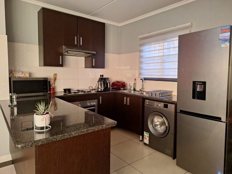 Apartment To Rent in Noordwyk, Midrand - Photo 3