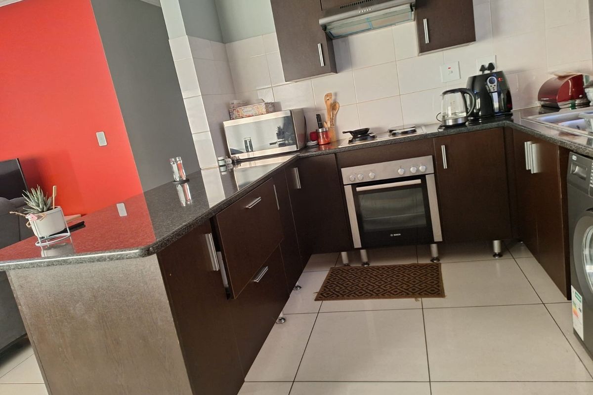 Apartment To Rent in Noordwyk, Midrand - Photo 4