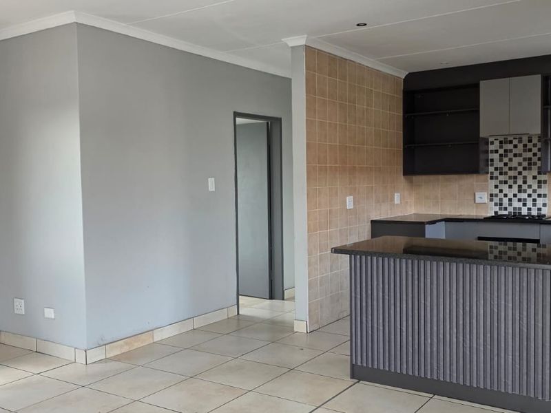 House For Sale in Reyno Ridge, Witbank - Photo 6