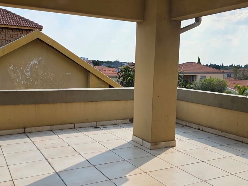 House For Sale in Reyno Ridge, Witbank - Photo 4