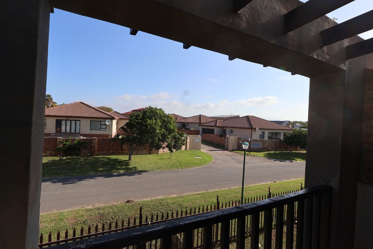 Double Storey Townhouse in Emerald Heights Port Alfred - Photo 5