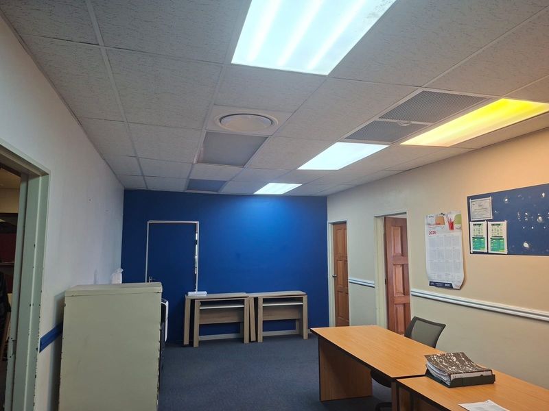 Prime Commercial Office Space for Sale in Empangeni CBD - Photo 8