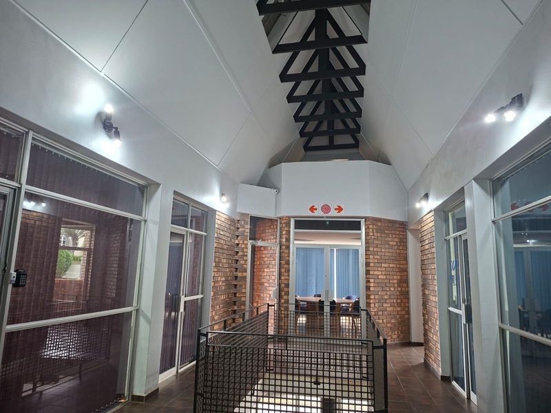 Prime Commercial Office Space for Sale in Empangeni CBD - Photo 1