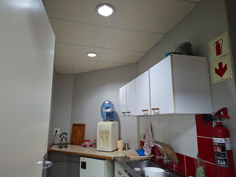 Prime Commercial Office Space for Sale in Empangeni CBD - Photo 10