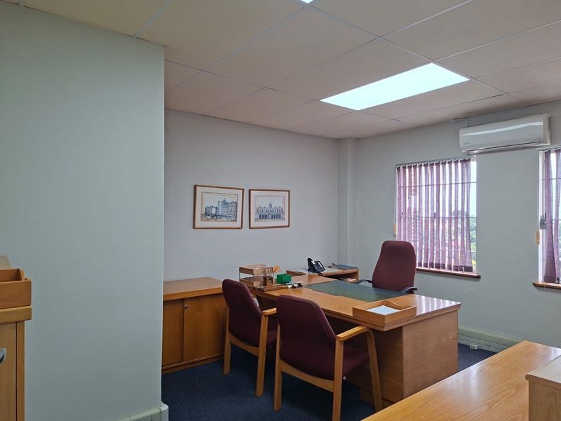 Prime Commercial Office Space for Sale in Empangeni CBD - Photo 2