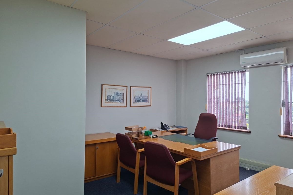 Prime Commercial Office Space for Sale in Empangeni CBD - Photo 2