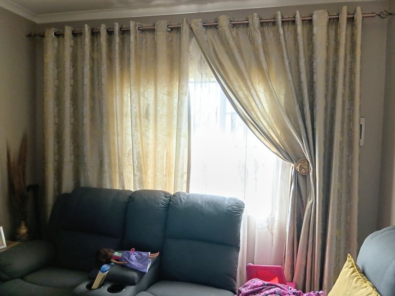 House For Sale in Fleurhof, Roodepoort - Photo 8