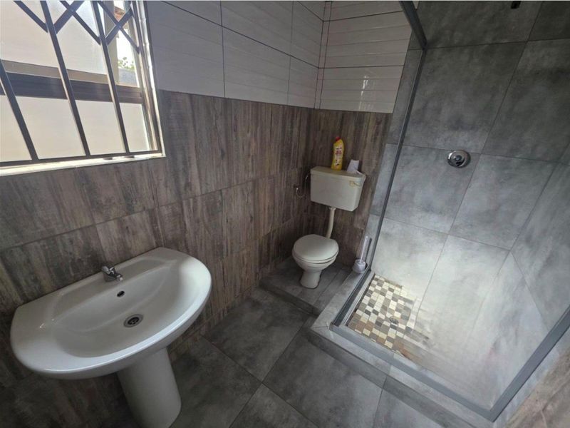 House For Sale in Rietvlei  Krugersdoorp - Photo 6