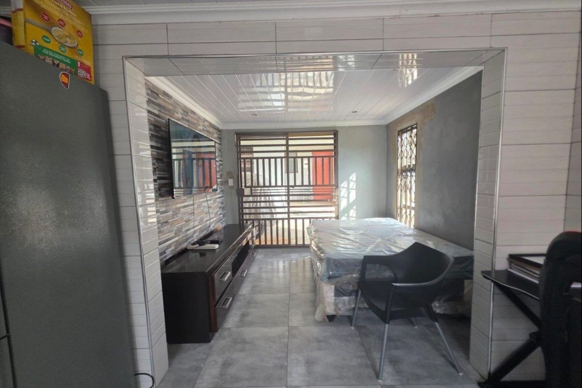 House For Sale in Rietvlei  Krugersdoorp - Photo 3