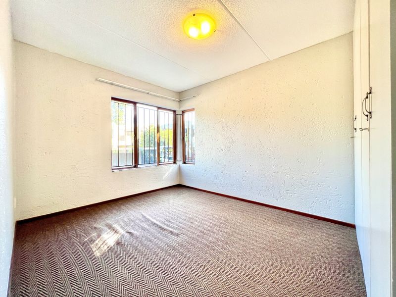 2 Bed Apartment For Sale in Bryanston, Sandton - Photo 10