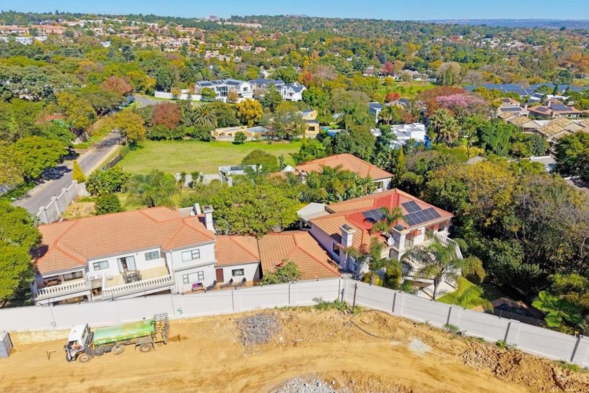 AN EXCLUSIVE BRYANSTON MASTERPIECE | A RARE INVESTMENT OPPORTUNITY - Photo 4