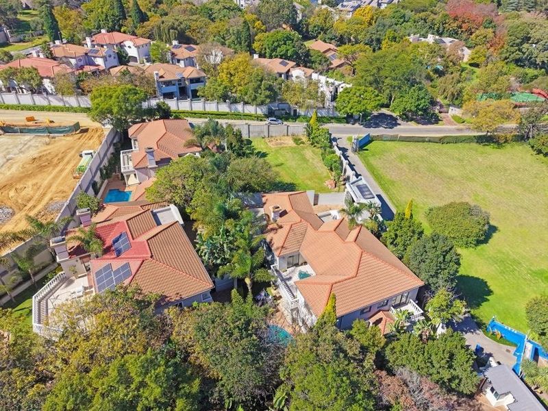 AN EXCLUSIVE BRYANSTON MASTERPIECE | A RARE INVESTMENT OPPORTUNITY - Photo 2