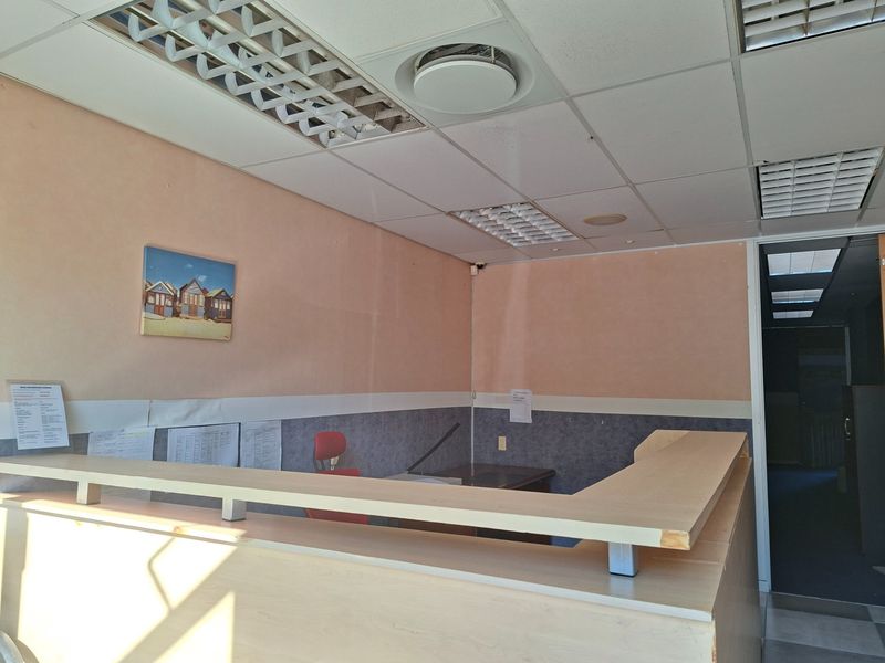 Office To Rent in Westville, Durban, KwaZulu Natal - Photo 2