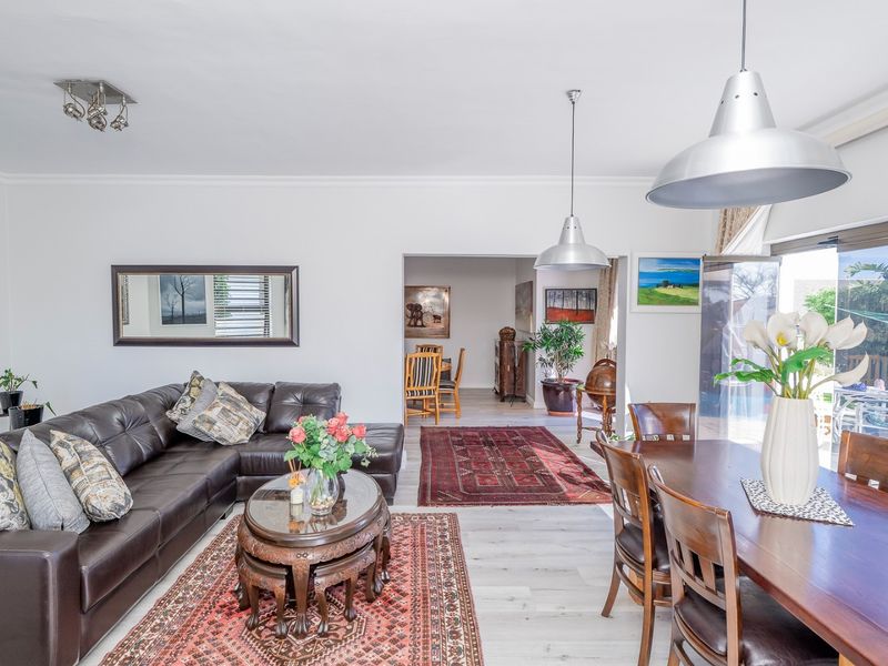 4-Bed Architectural Masterpiece with Panoramic Views in Graanendal Estate - Photo 7