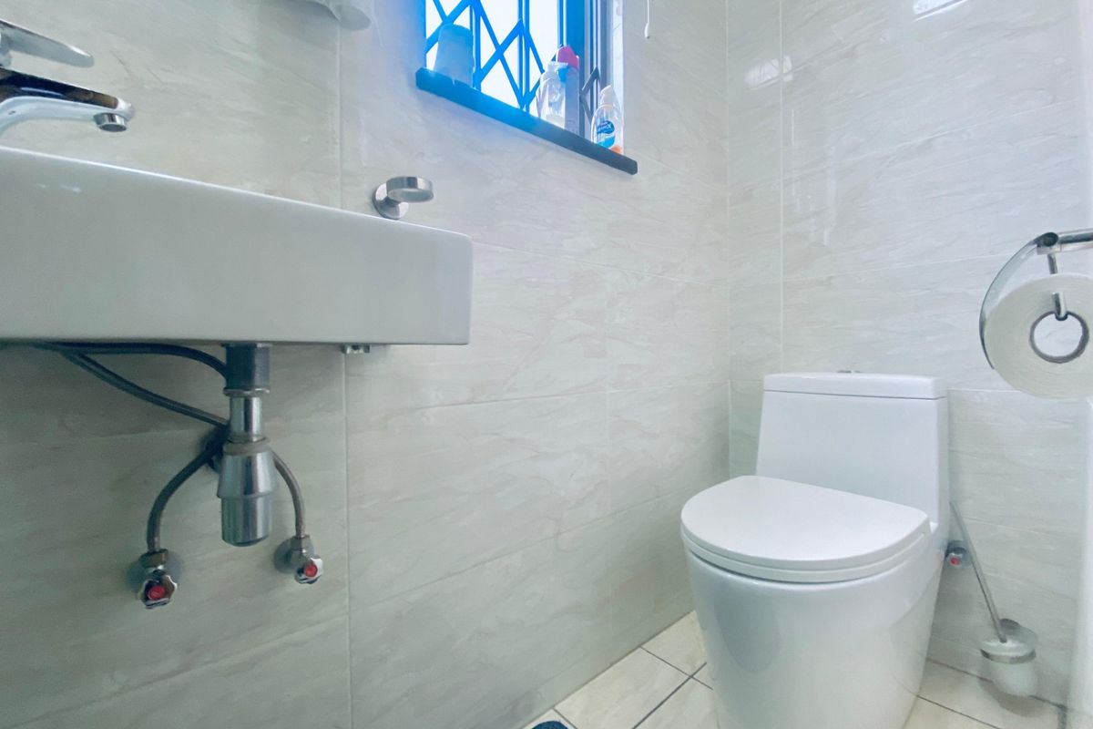 3-BEDROOM 3-BATHROOM 2-CAR GARAGE Townhouse For Sale in La Maison Royal Carlswald, Midrand - Photo 4