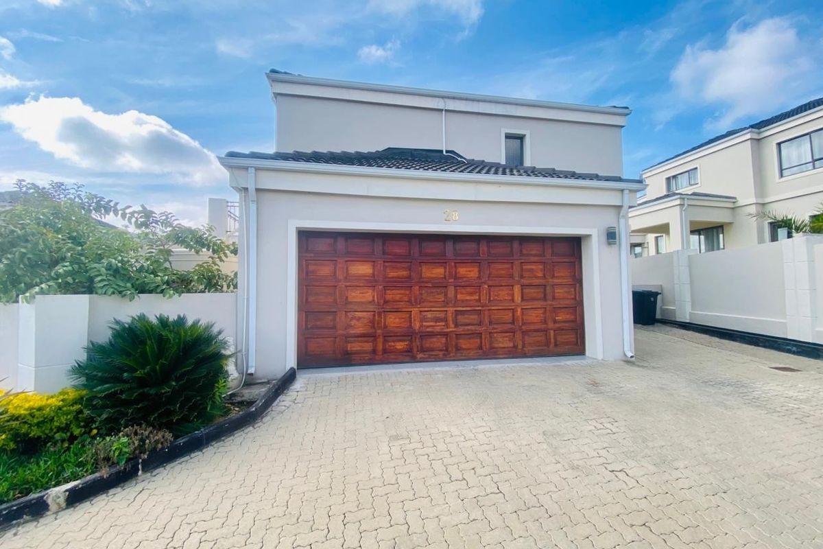 3-BEDROOM 3-BATHROOM 2-CAR GARAGE Townhouse For Sale in La Maison Royal Carlswald, Midrand - Photo 3